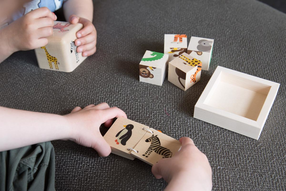 Cube puzzle forest 4-piece maple