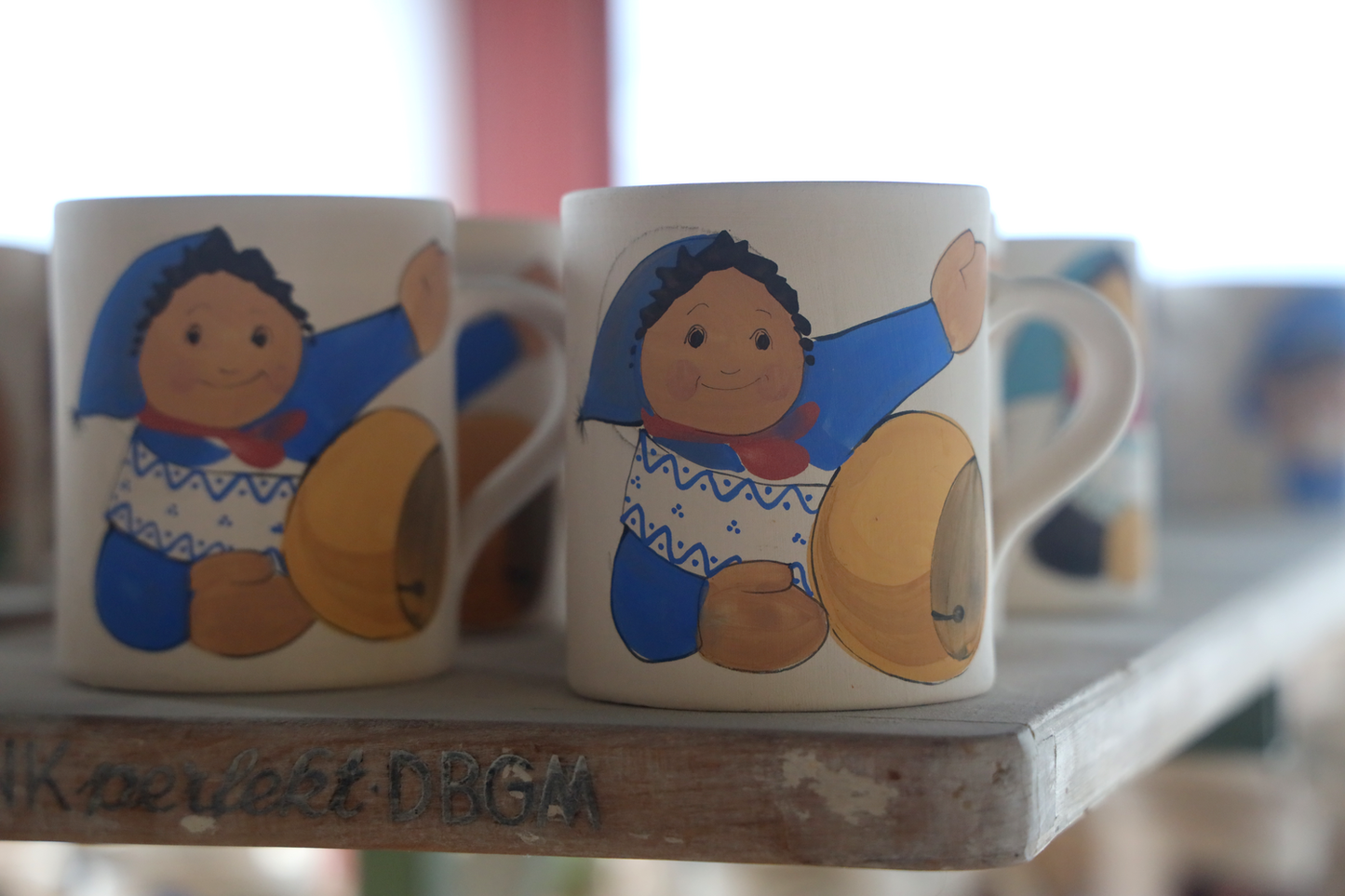 Kindertasse Chalandamarz Knabe Keramik blau