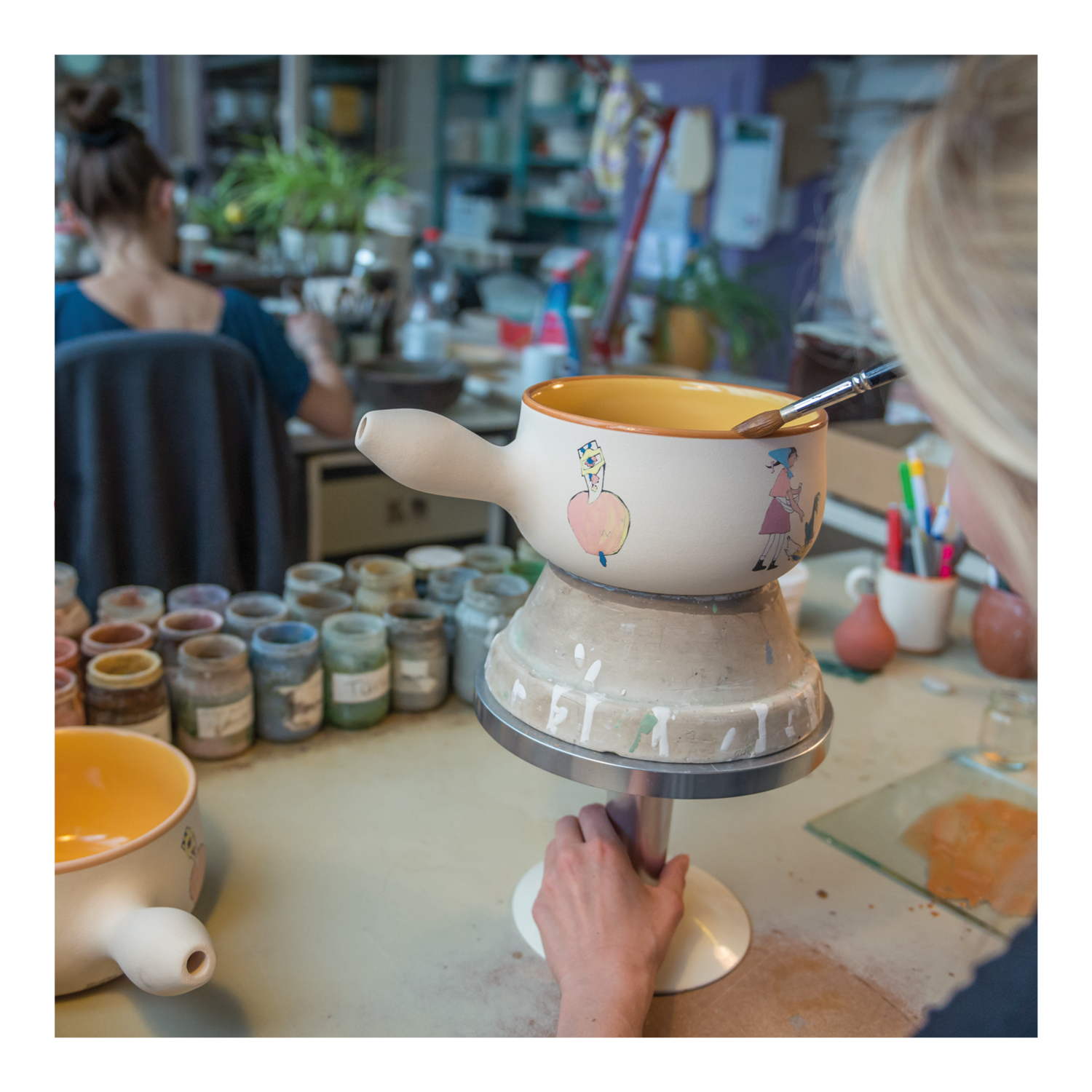 Fondue Caquelon Schellen-Ursli mit Glocke Handarbeit