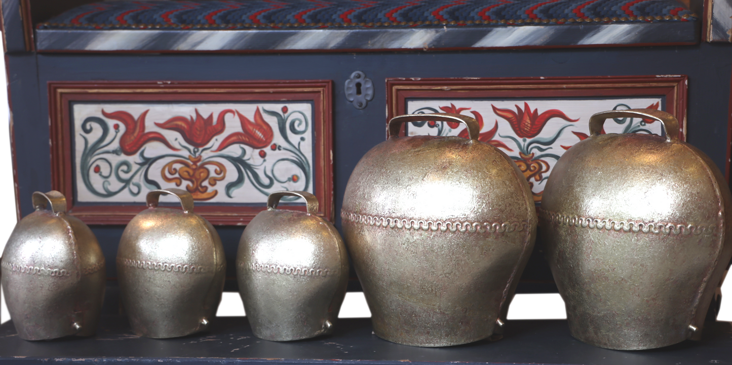 Froschmaulglocke, vermessingtem Stahl