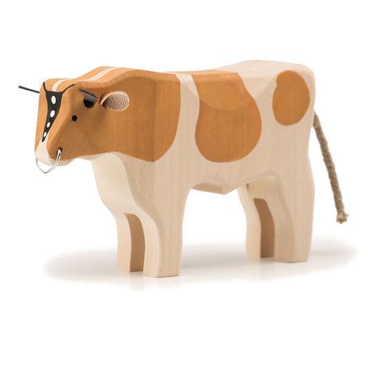 Stier stehend Simmentaler Holztier